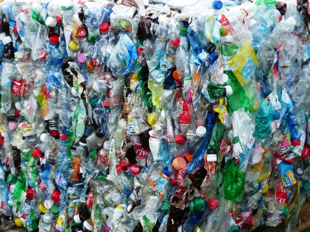 plastikowe butelki recykling